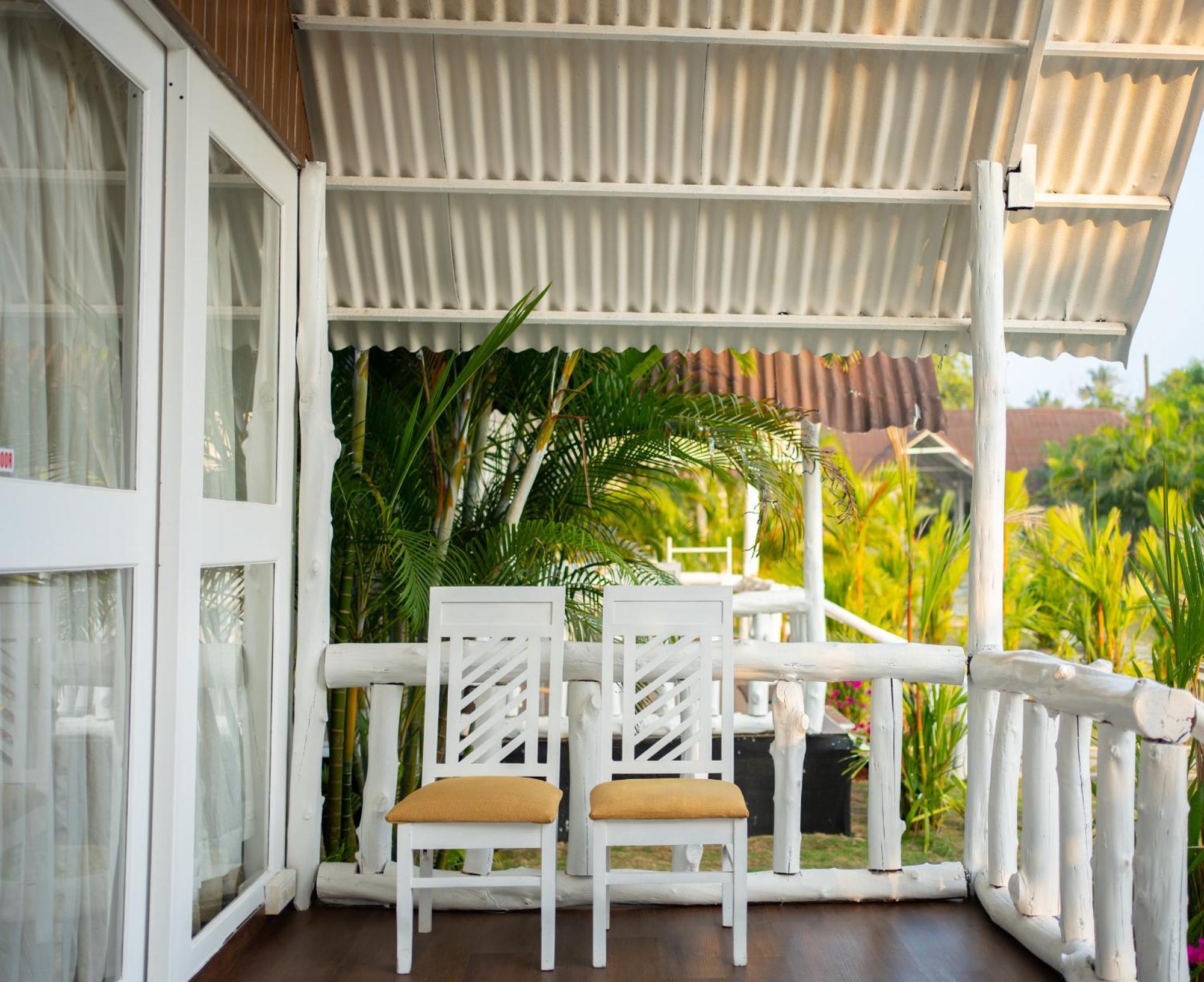 Royal Agonda Hotel Exterior photo